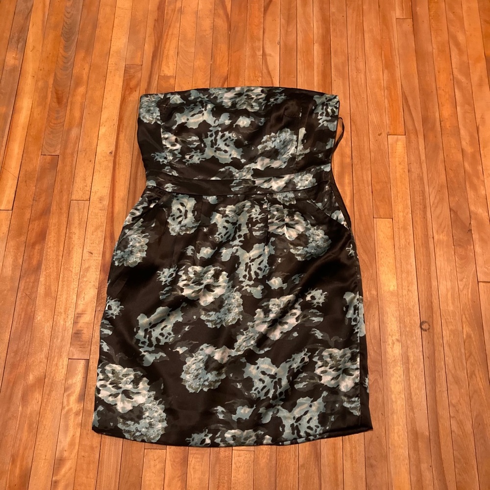 Banana Republic Strapless Mini Dress